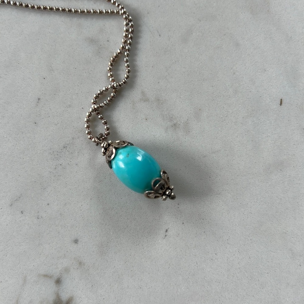 Necklace with turquoise and silver